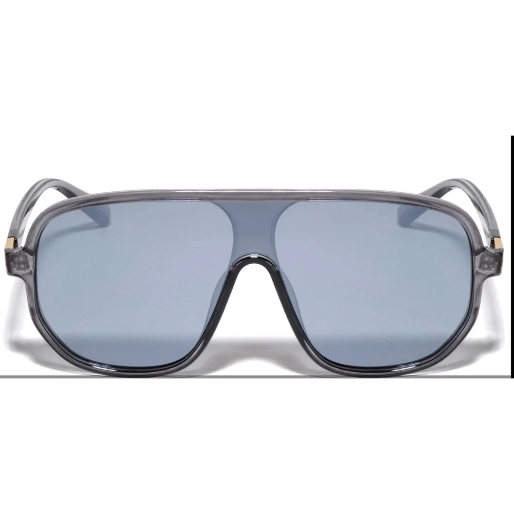 Oversize Shield Sunglasses Women Dark Tinted Lenses Luxury Celebrity Style Gafas